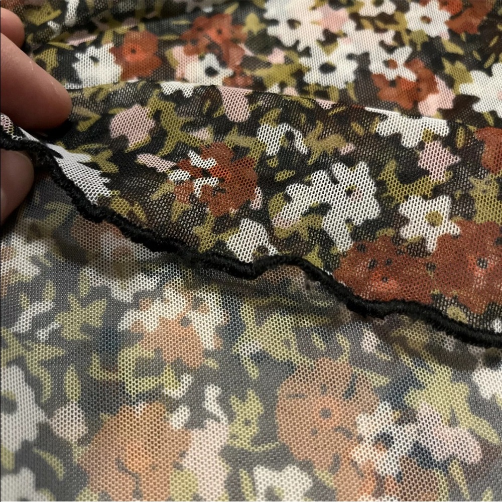 Nike Retro Sheer Floral Mesh Top Size Medium - Picture 8 of 12
